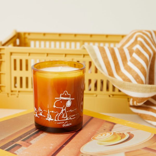 Peanuts Candle - Campfire Embers