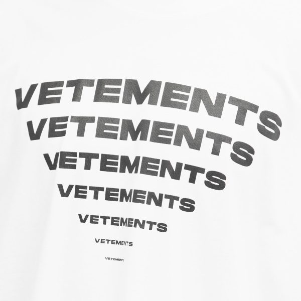VETEMENTS Pyramid Logo T-Shirt