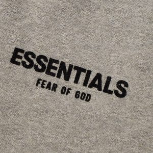 FEAR OF GOD ESSENTIALS Logo Mock Neck Sweat